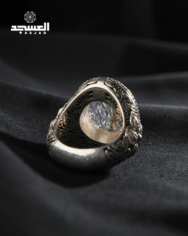 خاتم بحجر العقيق اليماني الابيض